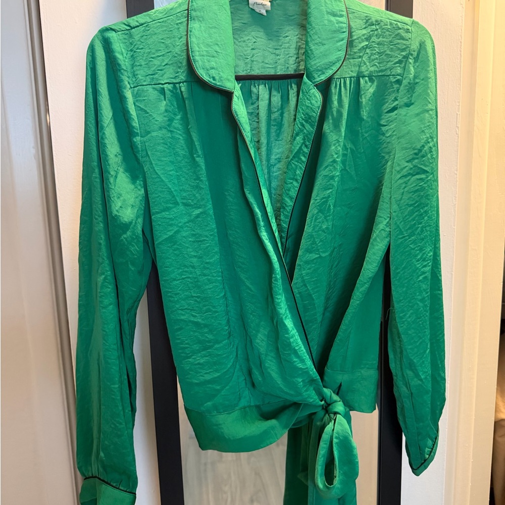 Silky Green Wrap Tie-Front Blouse m
